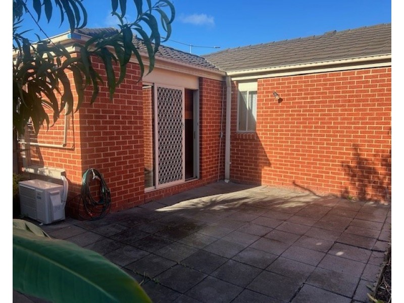 1/30 Waratah Drive, Altona Meadows VIC 3028