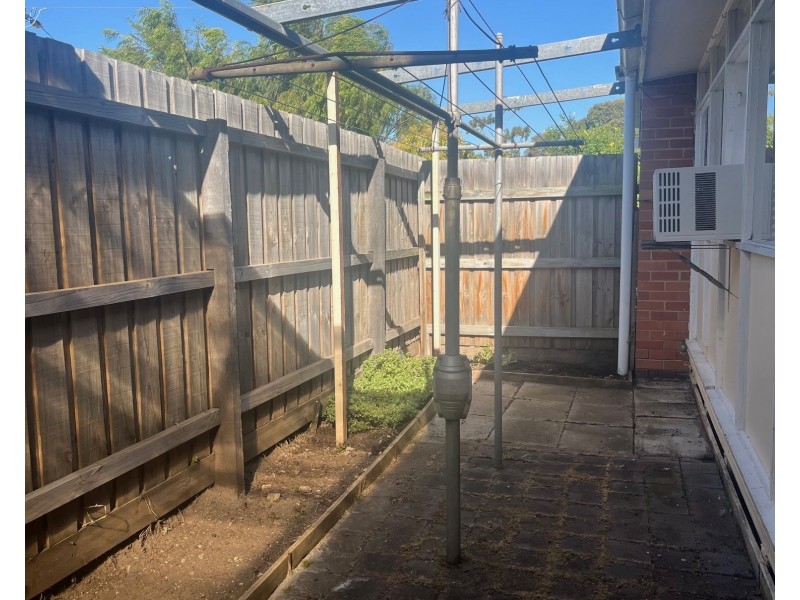 1/44 Sargood Street, Altona VIC 3018