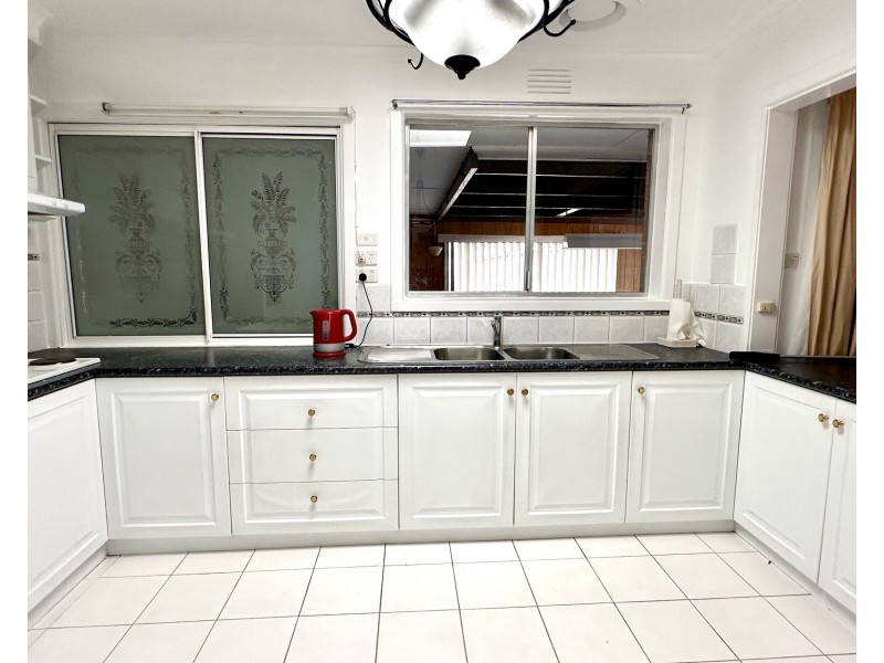 10 Waters Drive, Altona VIC 3018