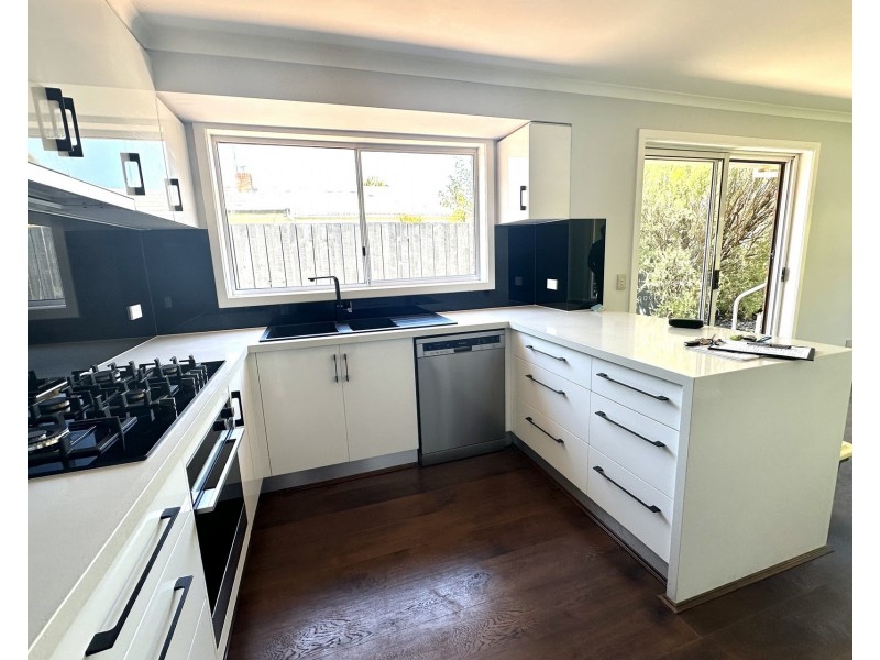 1/58 David Street, Altona VIC 3018