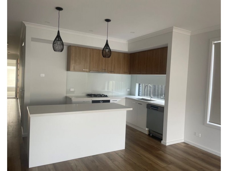 21 McBain Street, Altona VIC 3018