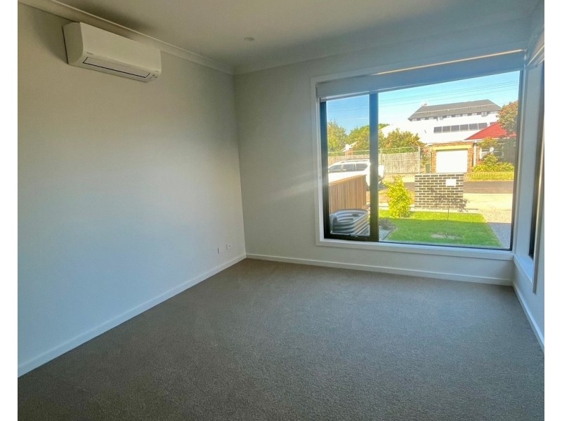 21 McBain Street, Altona VIC 3018