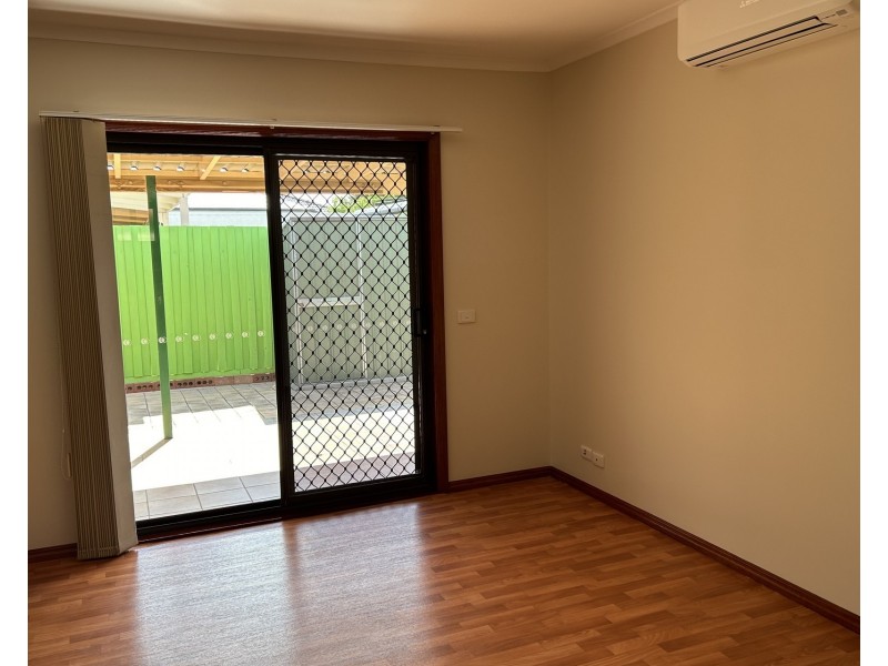 2/357 Queen Street, Altona Meadows VIC 3028