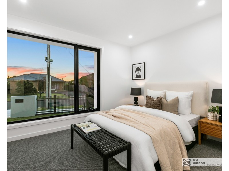 2 Cain Court, Altona VIC 3018