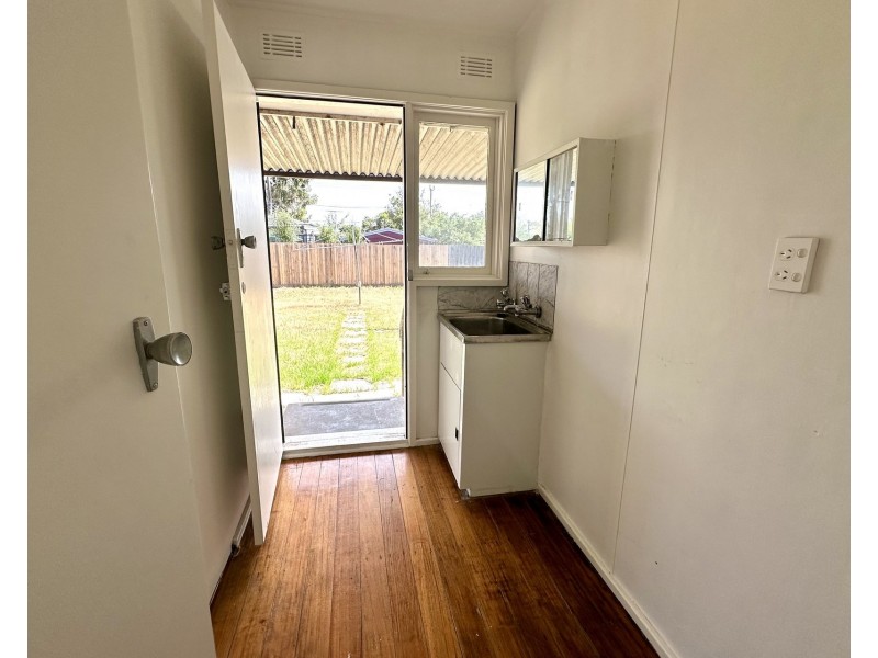 10 Kearney Avenue, Altona VIC 3018