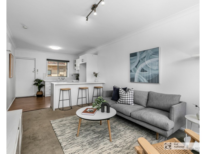 2/27 Noordenne Avenue, Seaholme VIC 3018