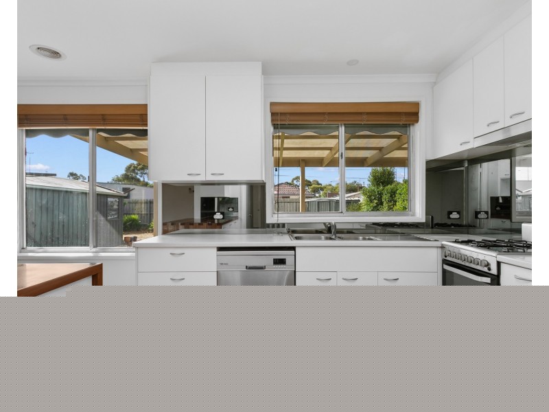 5 Warrenwood Avenue, Hoppers Crossing VIC 3029