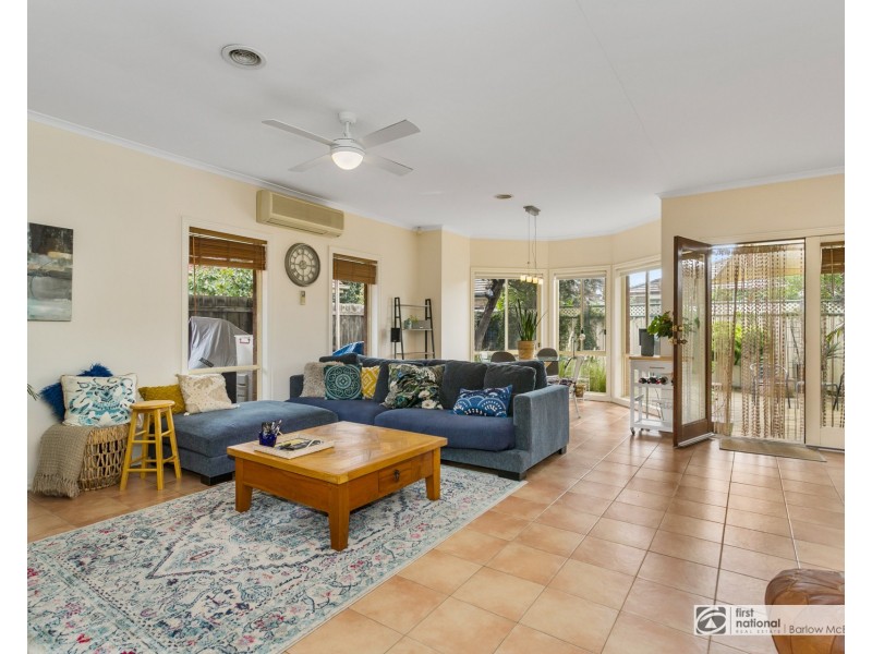 6 Waratah Drive, Altona Meadows VIC 3028