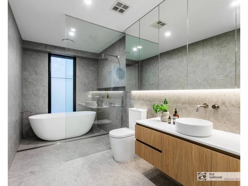 11 Linnet Street, Altona VIC 3018