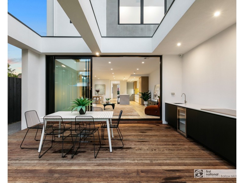 11 Linnet Street, Altona VIC 3018