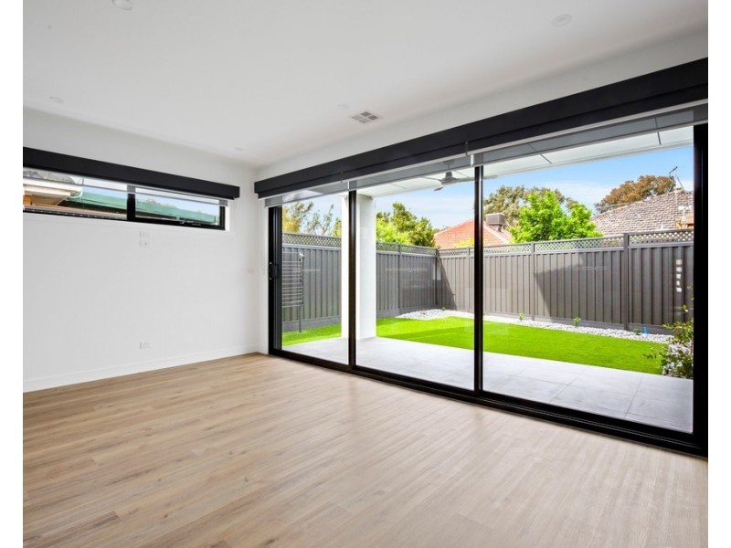 4 Cain Court, Altona VIC 3018