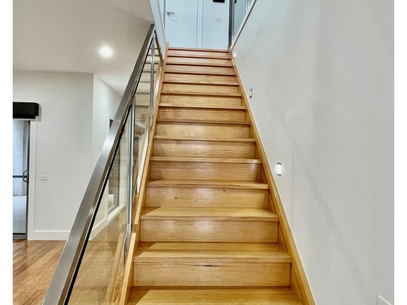 2/12 Mount Street, Altona VIC 3018