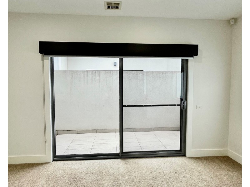 2/12 Mount Street, Altona VIC 3018