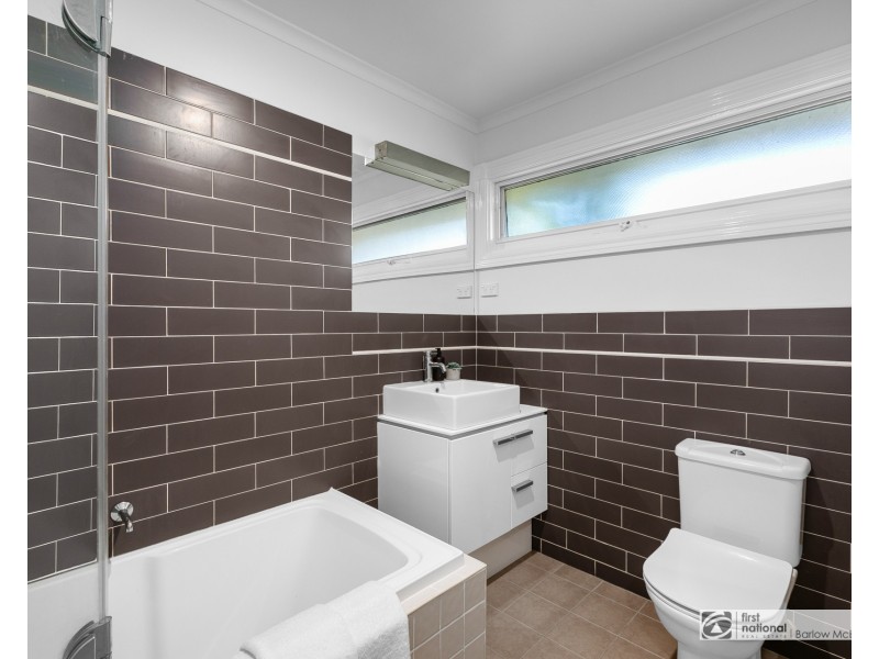 19 James Avenue, Seaholme VIC 3018