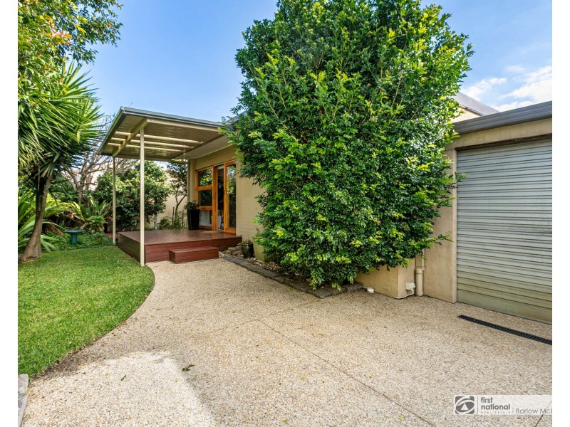19 James Avenue, Seaholme VIC 3018