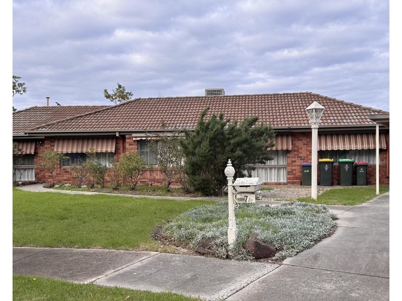 7 Green Court, Altona VIC 3018