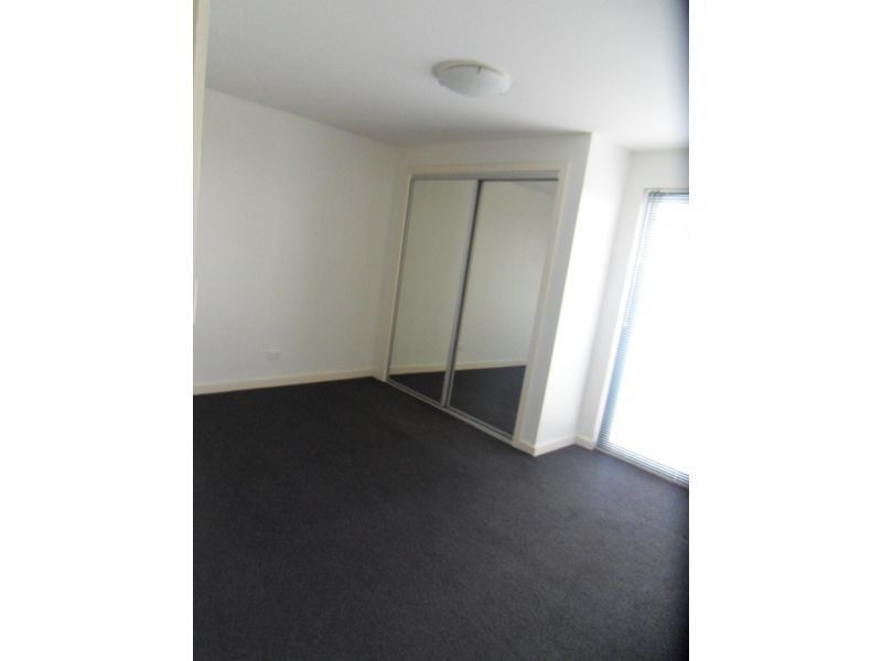 8/163 Queen Street, Altona VIC 3018