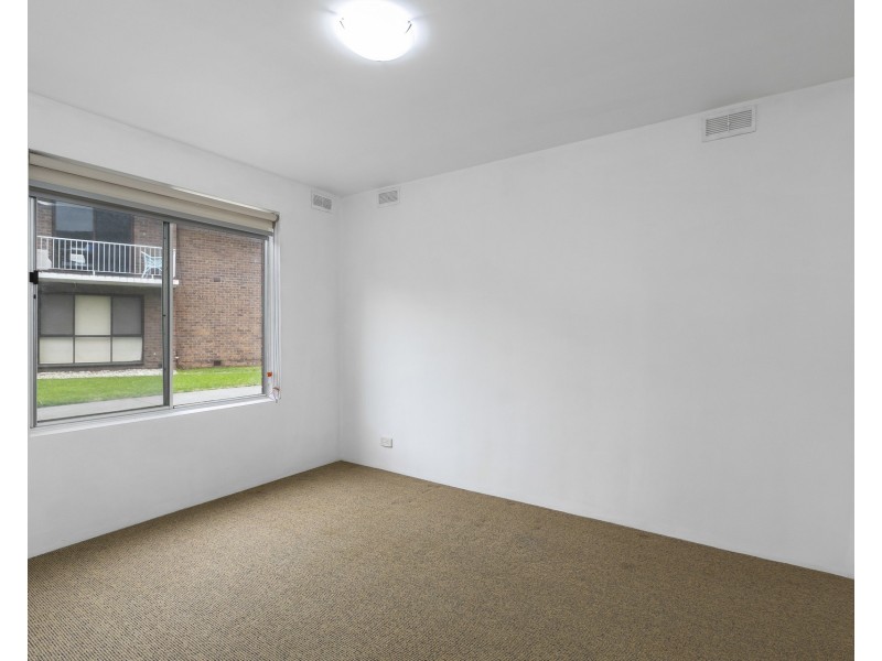 1/3 Robin Street, Altona VIC 3018