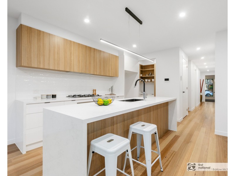 6b Keeshan Court, Altona VIC 3018