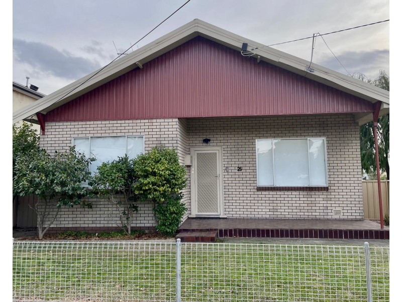 25 Railway Street North, Altona VIC 3018
