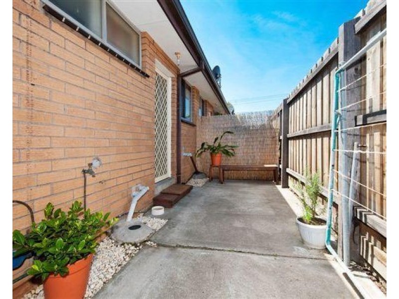 3/94 Saltley Street, South Kingsville VIC 3015