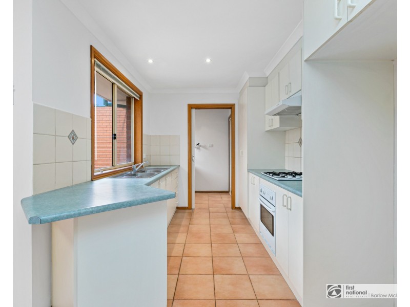 1/16 Dove Avenue, Altona VIC 3018