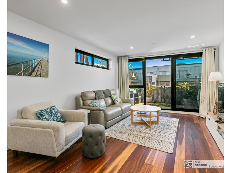 207/118 Pier Street, Altona VIC 3018