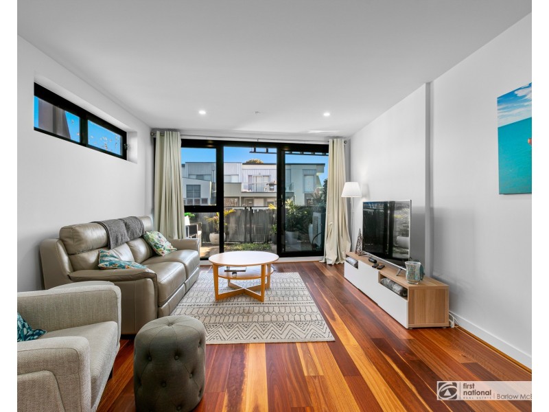207/118 Pier Street, Altona VIC 3018