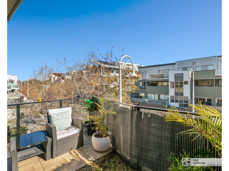 207/118 Pier Street, Altona VIC 3018