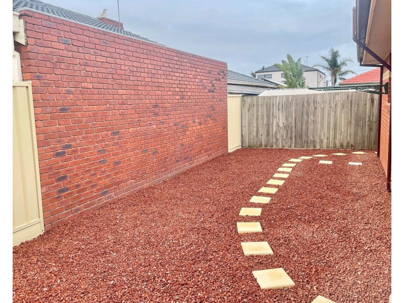 2/59 Nelson Avenue, Altona Meadows VIC 3028