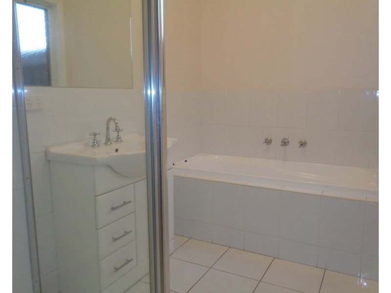 1/58 May Avenue, Altona Meadows VIC 3028