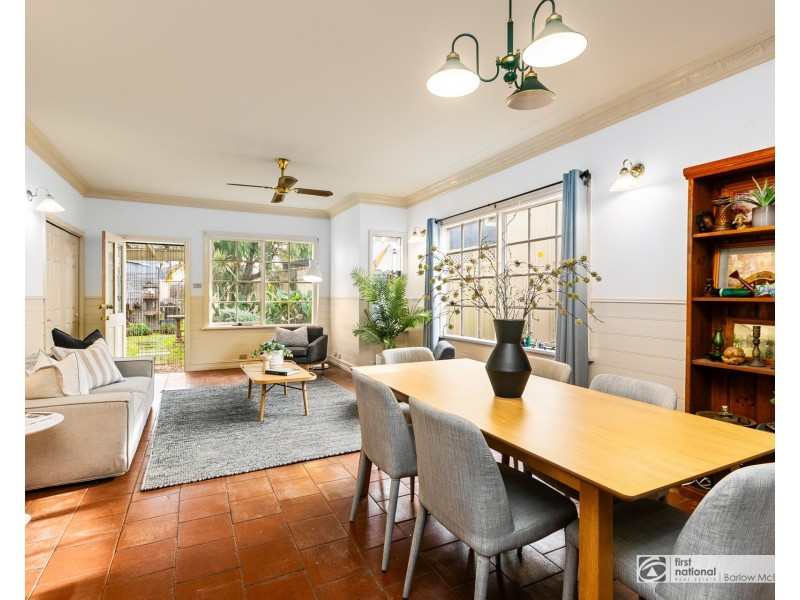 9 Seaview Crescent, Seaholme VIC 3018