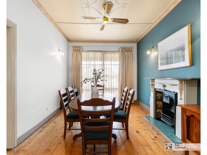 9 Seaview Crescent, Seaholme VIC 3018