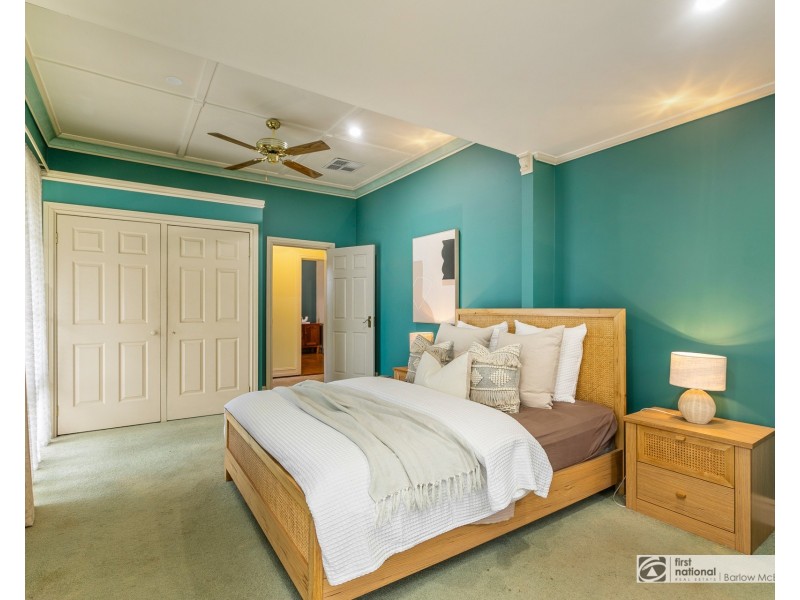 9 Seaview Crescent, Seaholme VIC 3018