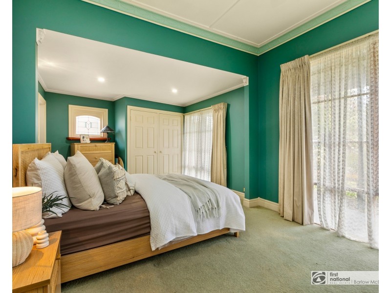 9 Seaview Crescent, Seaholme VIC 3018