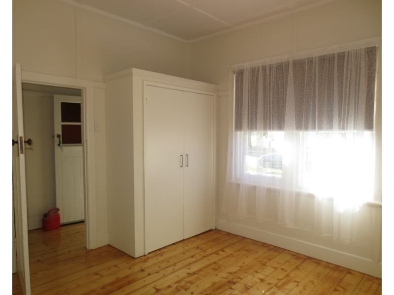 142 Civic Parade, Altona VIC 3018