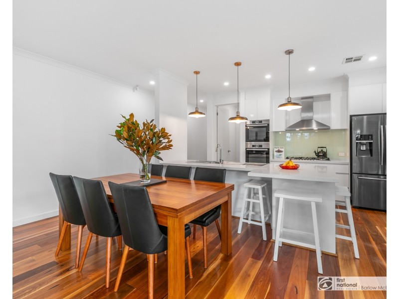 11 Stirling Avenue, Seaholme VIC 3018