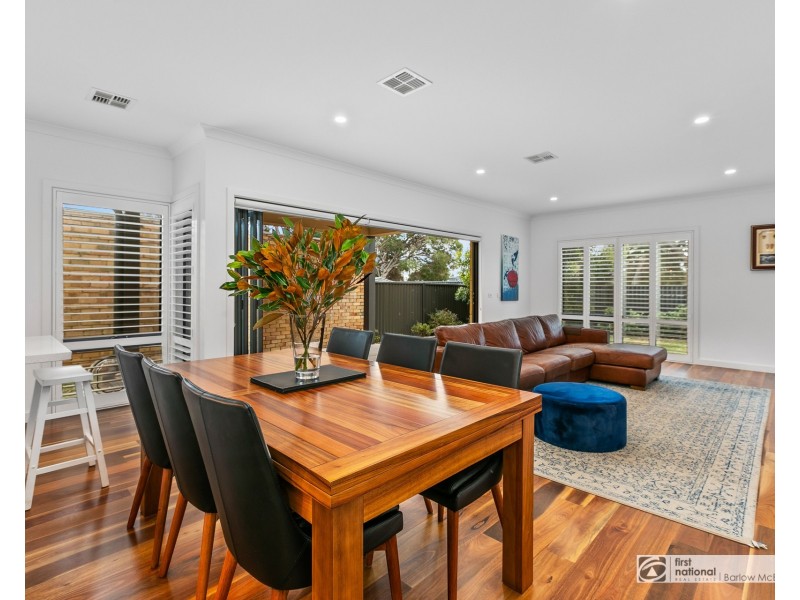 11 Stirling Avenue, Seaholme VIC 3018