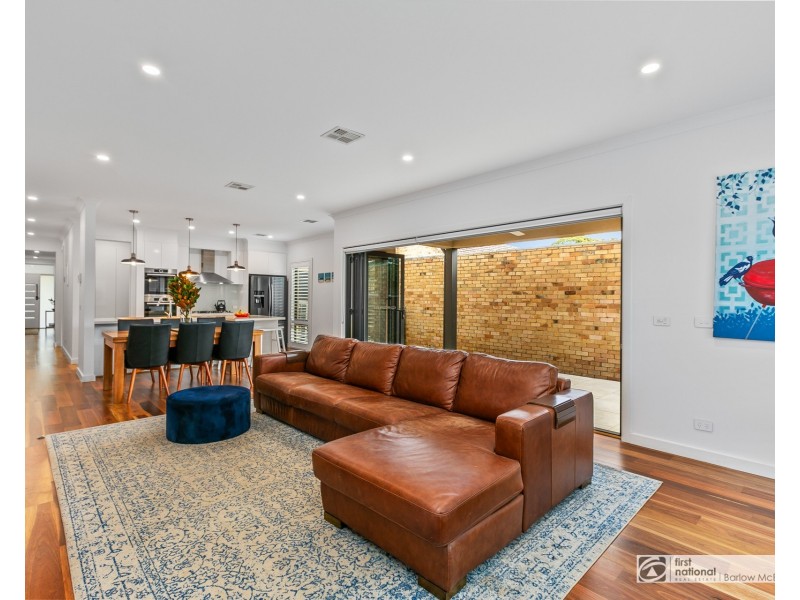 11 Stirling Avenue, Seaholme VIC 3018