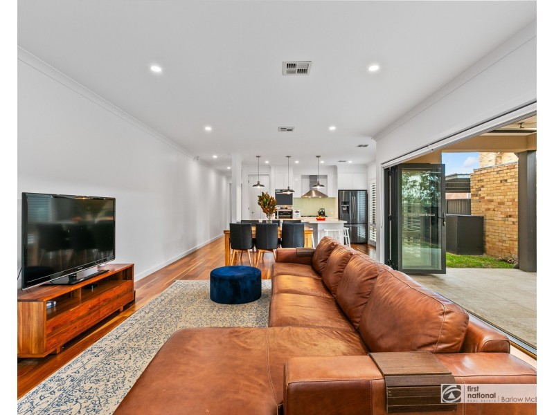 11 Stirling Avenue, Seaholme VIC 3018