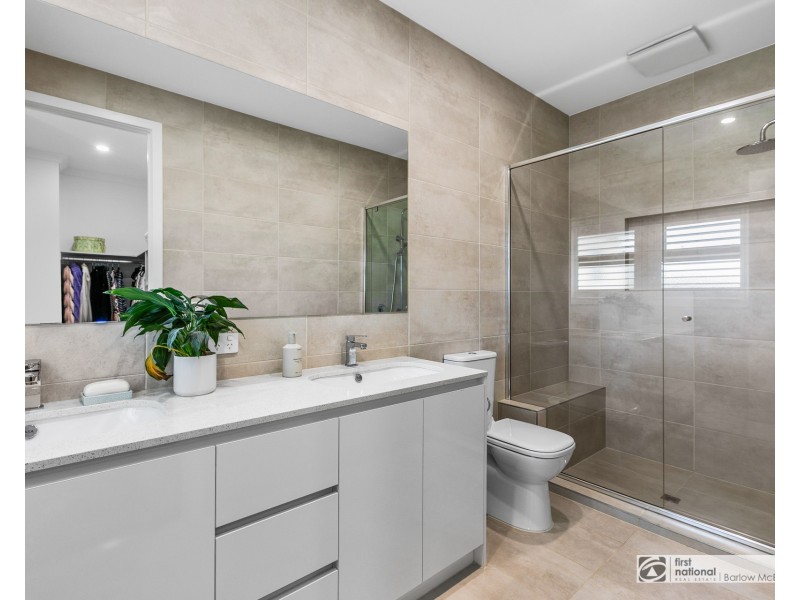 11 Stirling Avenue, Seaholme VIC 3018