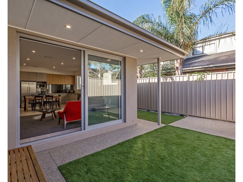 3/42 Linnet Street, Altona VIC 3018