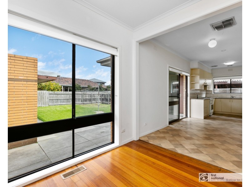 9 Lowe Avenue, Altona VIC 3018