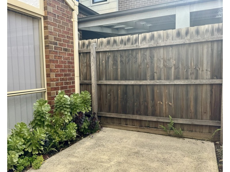 2/44 Dunnings Road, Seabrook VIC 3028