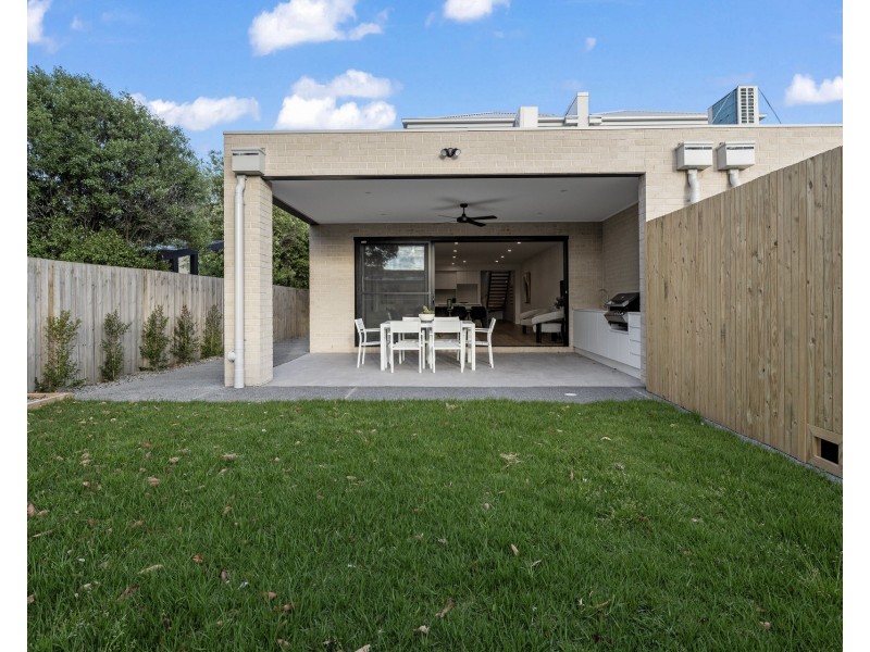 9A Mount Street, Altona VIC 3018