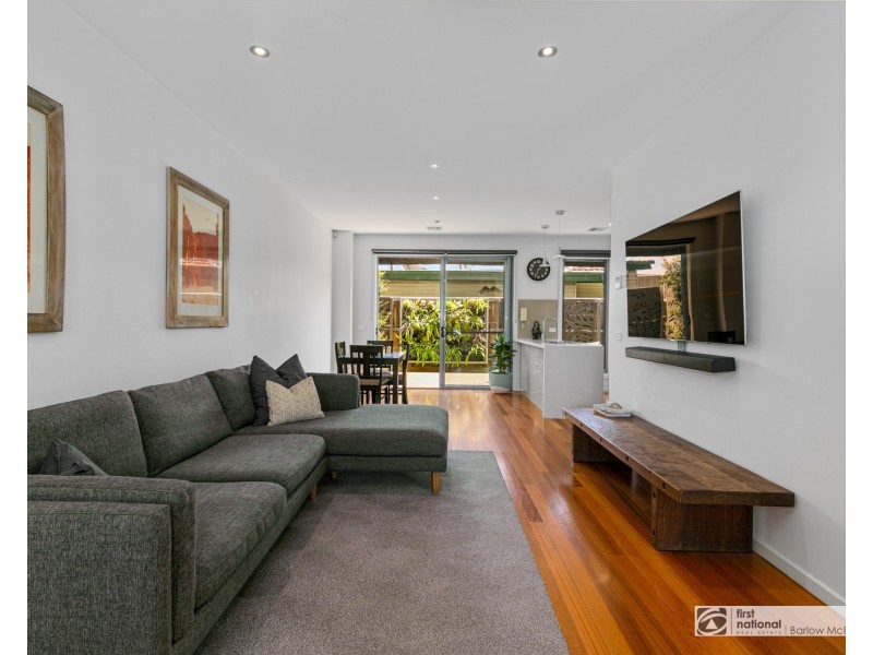 67D  Grieve Parade, Altona VIC 3018