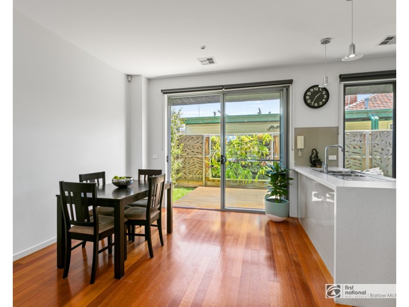 67D  Grieve Parade, Altona VIC 3018