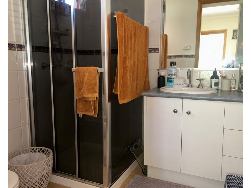 6 Elidon Crescent, Point Cook VIC 3030