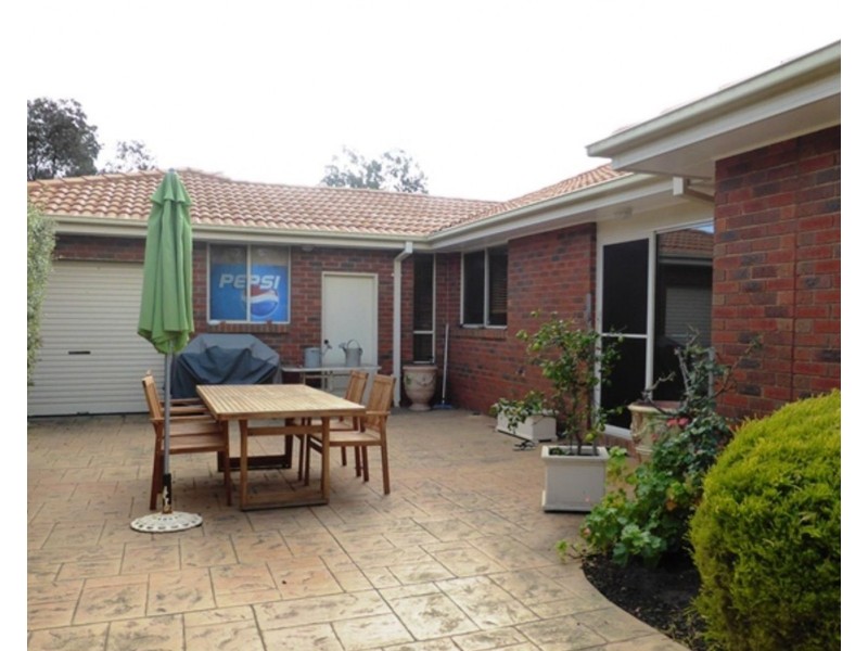 6 Elidon Crescent, Point Cook VIC 3030