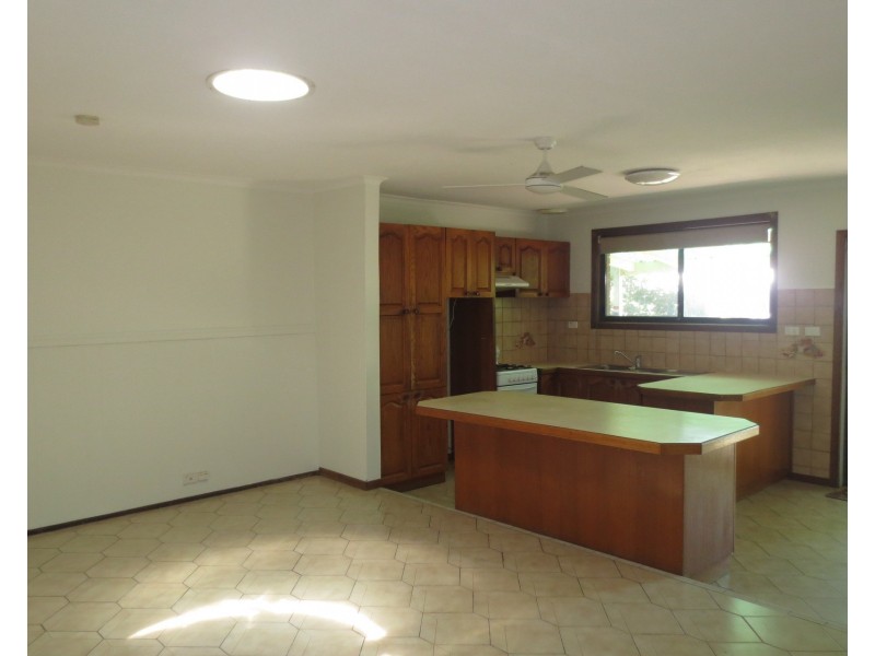 4 Ford Road, Altona VIC 3018